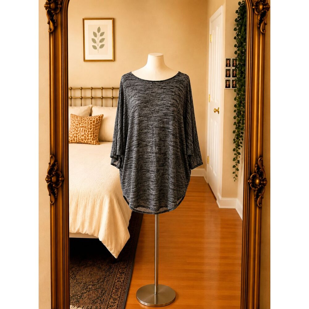 Olivia Blu Women Bolmsn Sleeve Top  Lightweight Knit Semi-Sheer Size XL